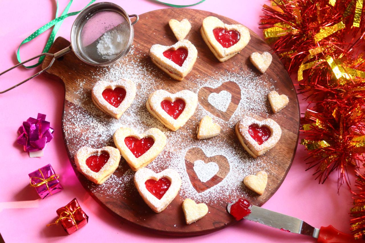 Linzer Butter Cookies