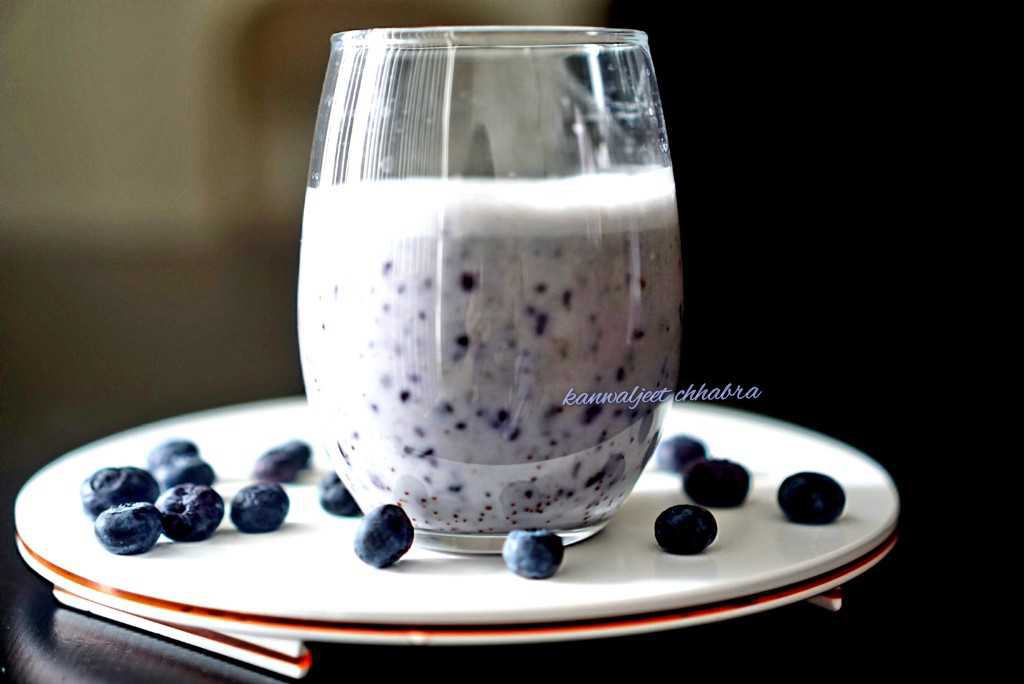 Chia Blueberry Vegan Smoothie