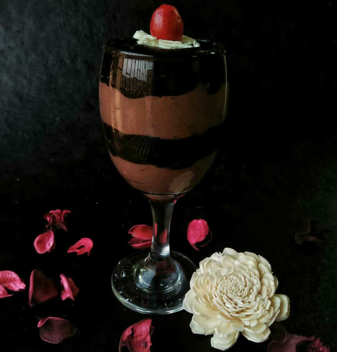  Eggless Chocolate Mousse