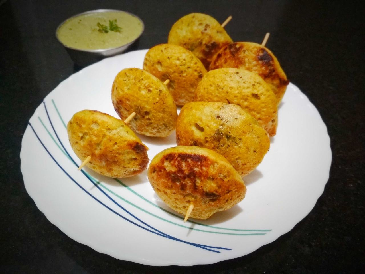 Moong Dal Appe & Coconut-Coriander Chutney