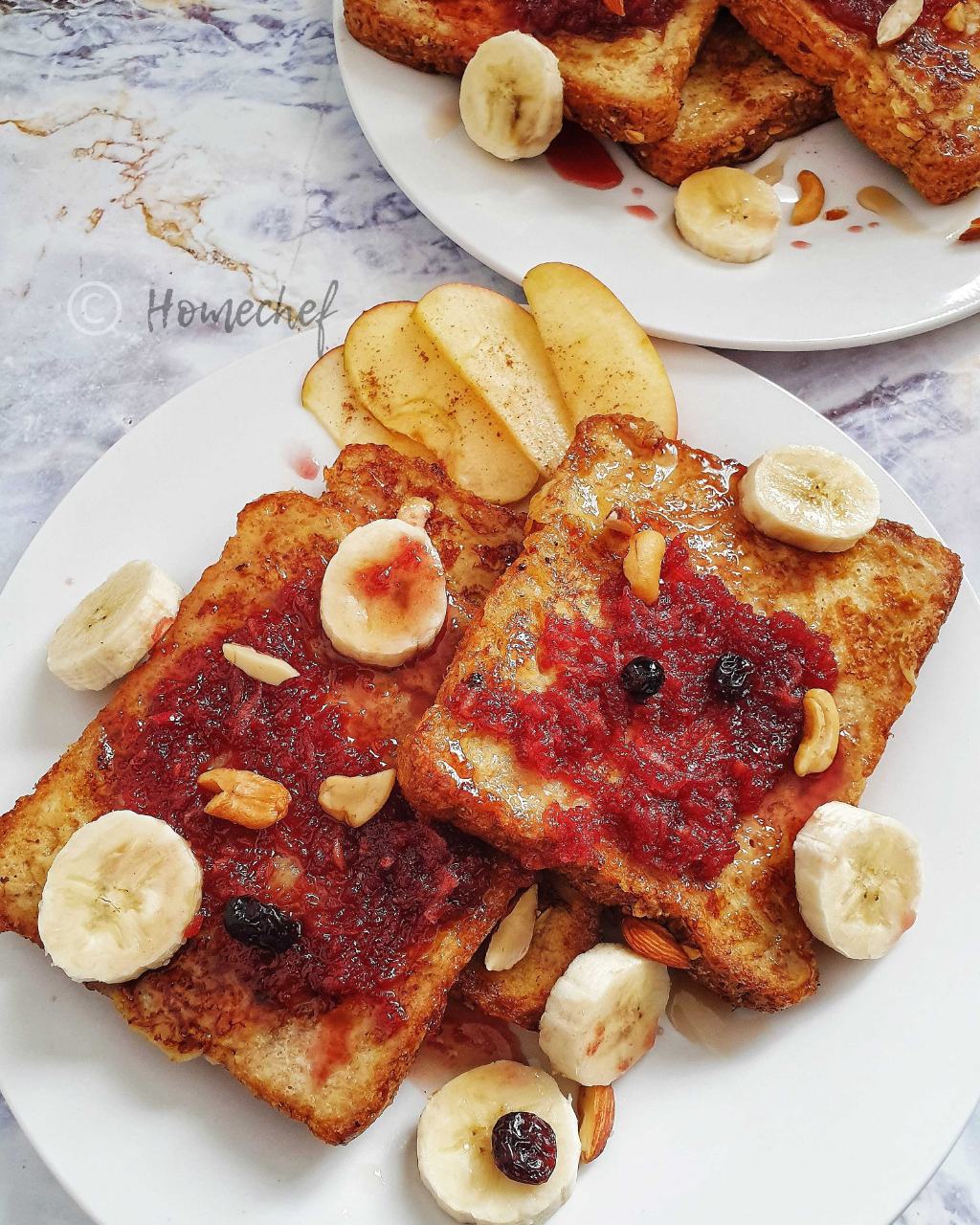 Sweet French Toast With Fruit Sauce Topping