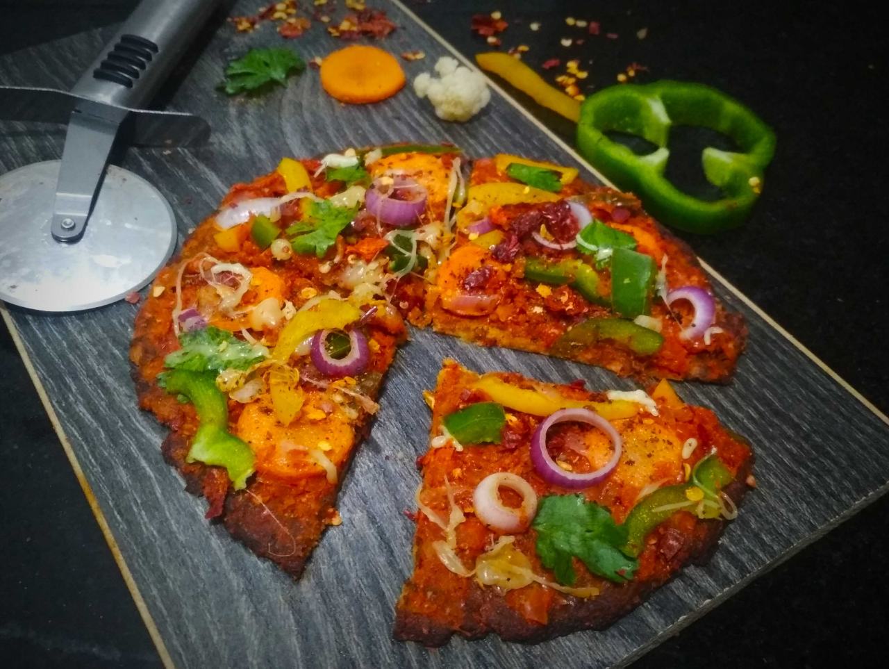 Healthy Awadhi Style Cauliflower Pizza Crust 