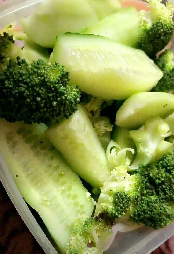 Cucumber Broccoli Salad