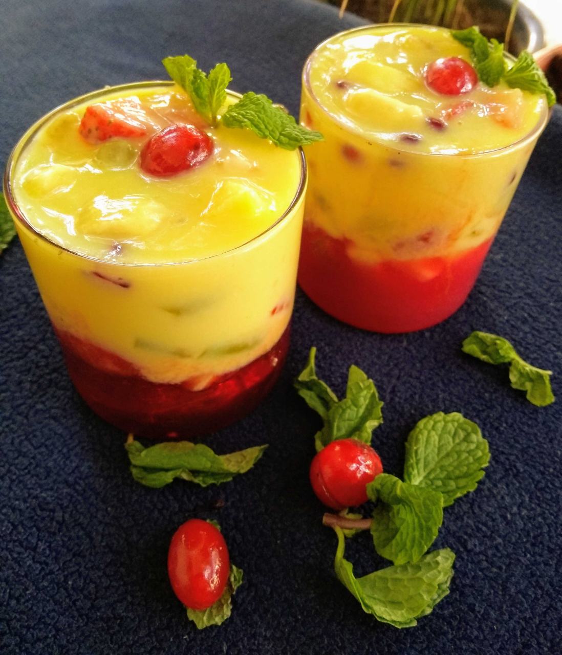 Fruit Custard With Jelly Dessert