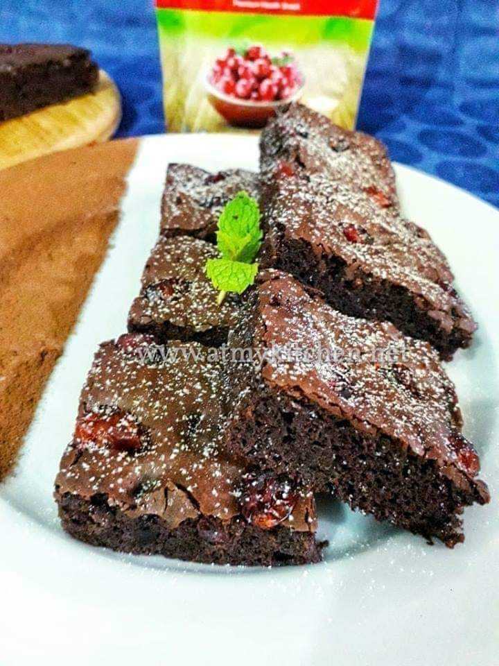 Eggless Cranberry Brownies 